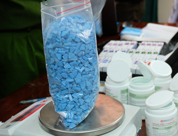 Giấu ma túy trong hộp dược phẩm gửi từ Đức